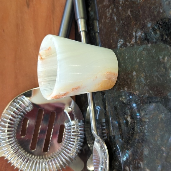 Onyx Shot Glass 1.5oz - Picture 2 of 8